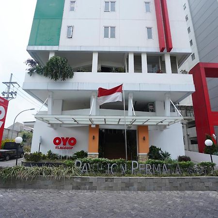 Super Oyo Capital O 91962 Pavilion Permata Surabaya Eksteriør bilde