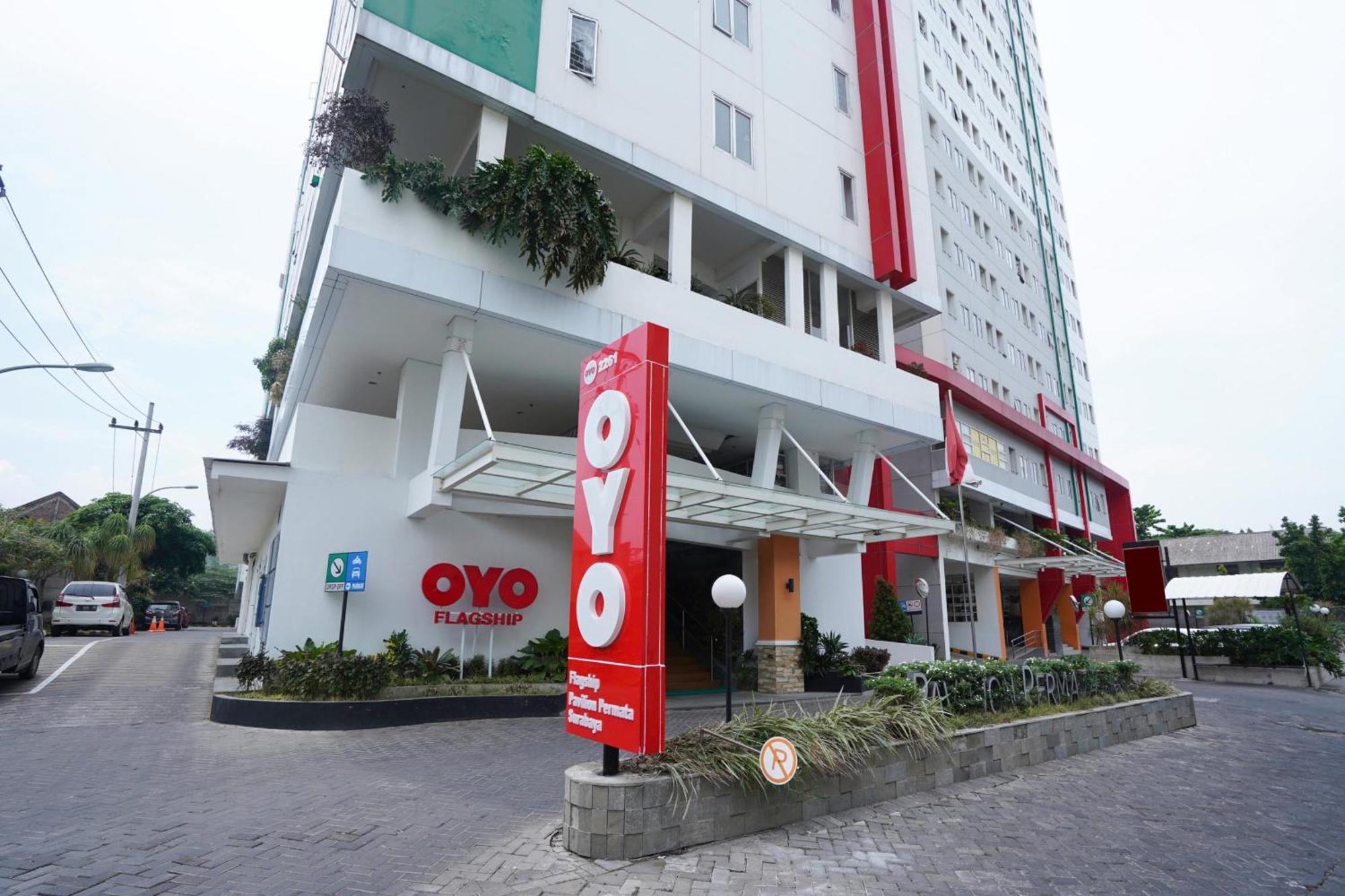 Super Oyo Capital O 91962 Pavilion Permata Surabaya Eksteriør bilde
